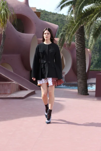 Look 53